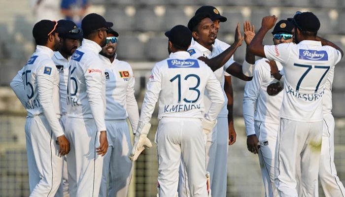 শেষবেলায় বড় হারের শঙ্কায় বাংলাদেশ