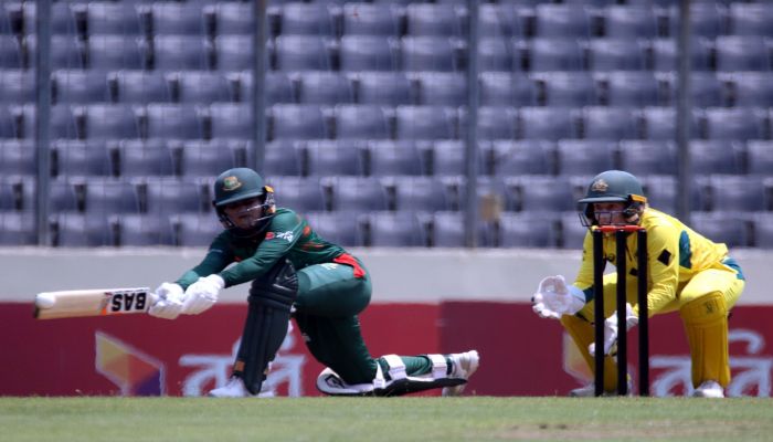 জ্যোতির ব্যাটে লড়াকু সংগ্রহ বাংলাদেশের