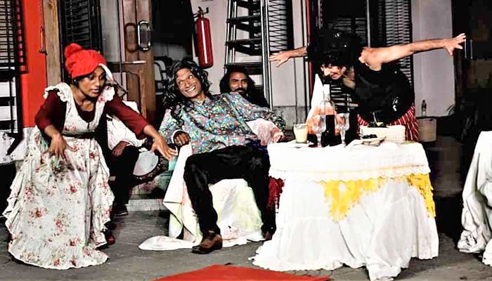 মঞ্চে আসছে বউদের পাঠশালা