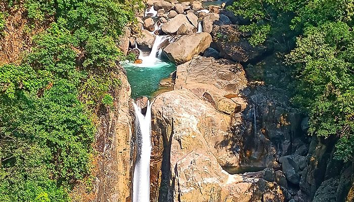 অনিন্দ্যসুন্দর মেঘালয়