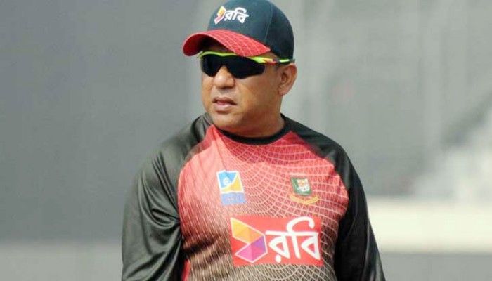 সুজনের কাঠগড়ায় টিম ম্যানেজমেন্ট