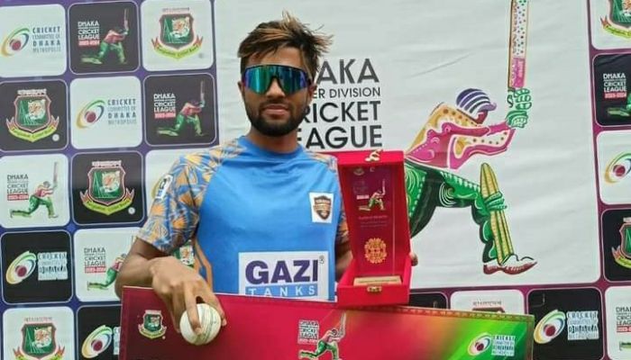 ৫ উইকেট নিয়ে ম্যাচসেরা রুয়েল