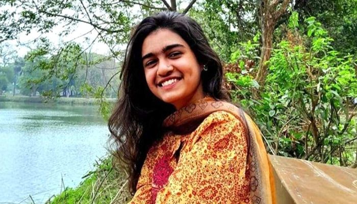 জাবির শিক্ষার্থী নাবিলা ইসলাম।