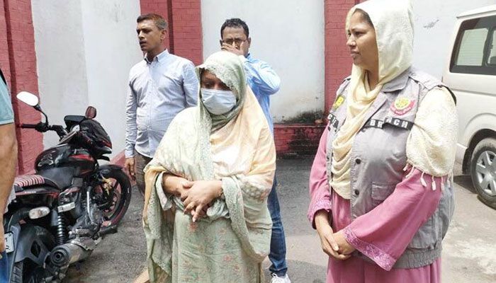 ডিবি কার্যালয়ে মিল্টন সমাদ্দারের স্ত্রীকে জিজ্ঞাসাবাদ চলছে