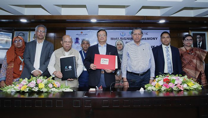‘কান্ট্রি চেঞ্জিং ডায়াবেটিস ও মোবাইল ডায়াবেটিস সেবা’ প্রকল্প বাস্তবায়নে আইএফআইসি ব্যাংক পিএলসি-এর সঙ্গে বাংলাদেশ ডায়াবেটিক সমিতির সমঝোতা চুক্তি হয়েছে। ছবি : সংগৃহীত   