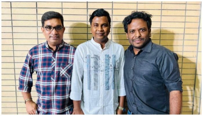 ঘুড়ি গানের যুগপূর্তিতে একসঙ্গে তিন বন্ধু
