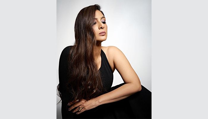 আবারও হলিউডে