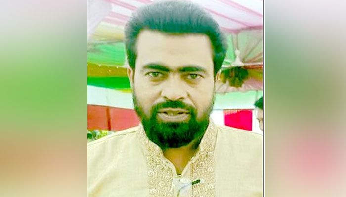 আড়াইহাজারে পোলিং অফিসারকে দায়িত্ব থেকে অব্যাহতি