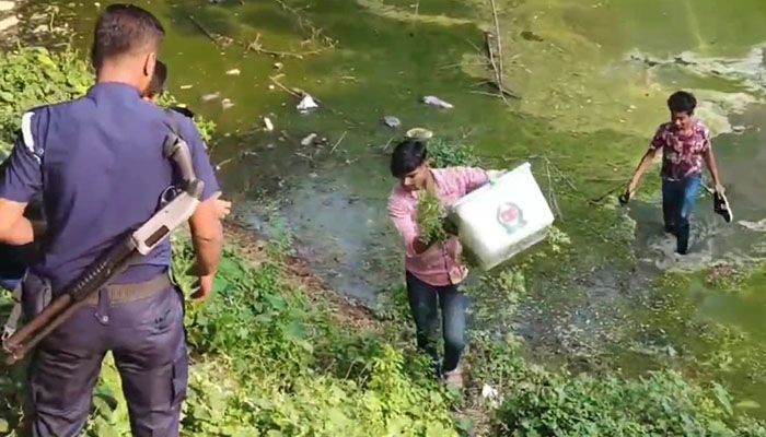 বেড়েছে অনিয়ম-সংঘর্ষ, কমেছে ভোটের হার