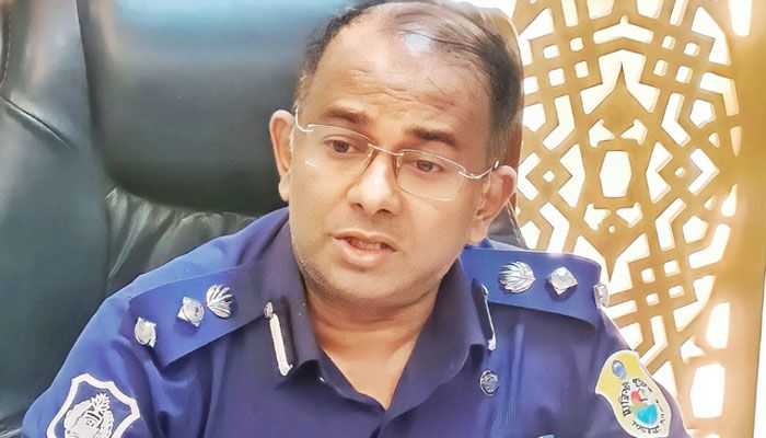 কক্সবাজারে পর্যটকদের হয়রানি বরদাস্ত করা হবে না : অতিরিক্ত ডিআইজি আপেল মাহমুদ