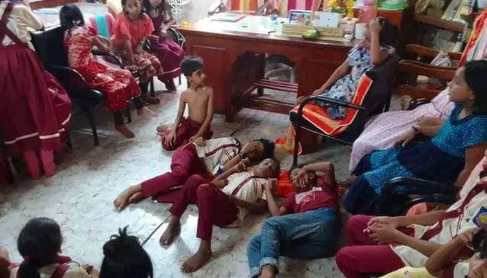 কিশোরগঞ্জে তীব্র গরমে অসুস্থ ২৫ শিক্ষার্থী