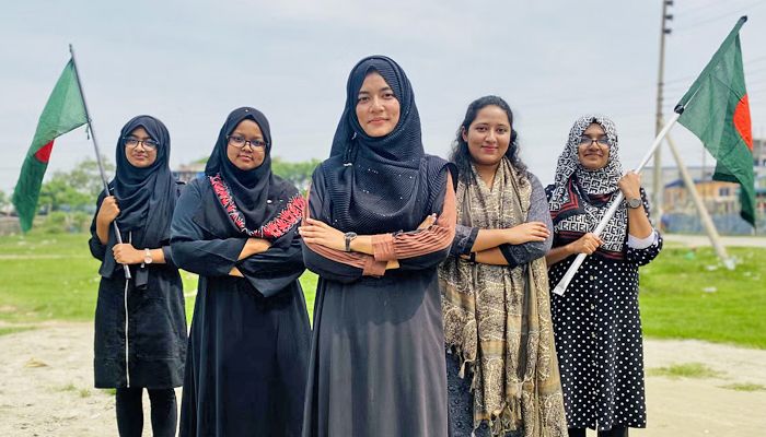 নারী রোবোটিকস দল কোড ব্ল্যাক