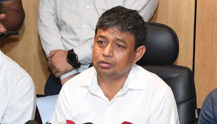 আনারকে হত্যার তৃতীয় পরিকল্পনায় সফল হয় খুনিরা : ডিবি