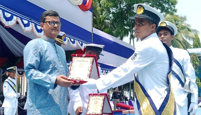 গত ১৫ বছরে প্রধানমন্ত্রীর নেতৃত্বে অভূতপূর্ব সাফল্য অর্জিত হয়েছে : নৌ প্রতিমন্ত্রী