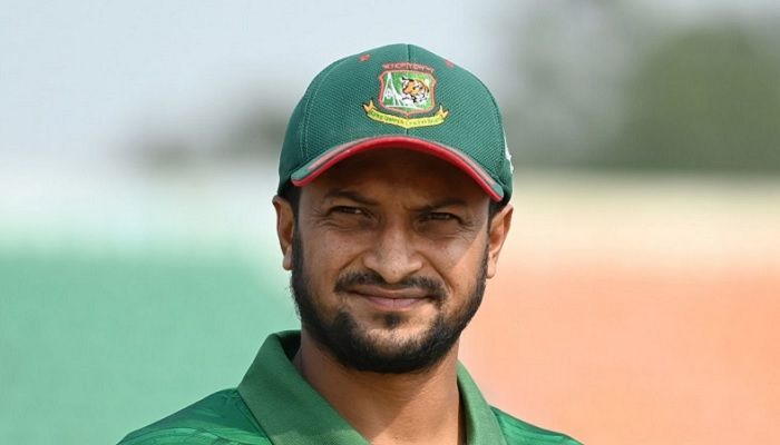 অনন্য কীর্তির সামনে সাকিব