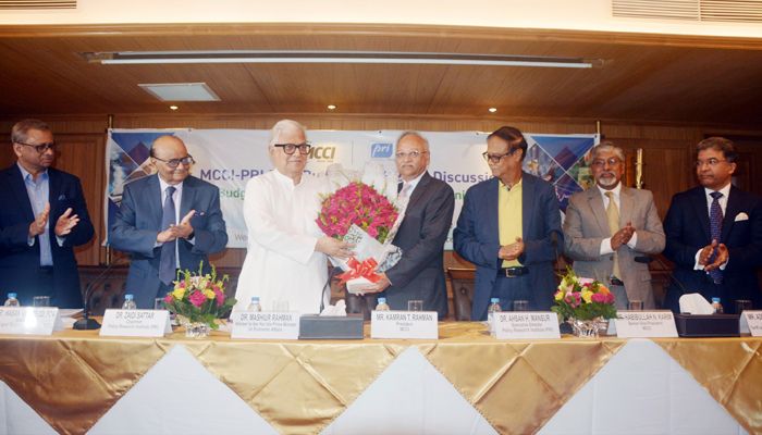 বাজেটের আকার ছোট হলেও অর্থায়নে বিরাট সমস্যা রয়ে গেছে : আহসান এইচ মনসুর