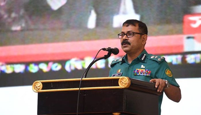সড়ক নিরাপত্তার উদ্যোগে পুলিশের পরামর্শ গ্রহণের আহ্বান সিএমপি কমিশনারের