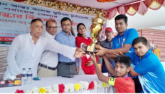 মাগুরা আদর্শ ডিগ্রি কলেজ চ্যাম্পিয়ন 
