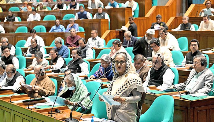 ২১ আগস্টের সাজাপ্রাপ্ত পলাতক আসামিদের গ্রেপ্তার প্রচেষ্টা অব্যাহত 