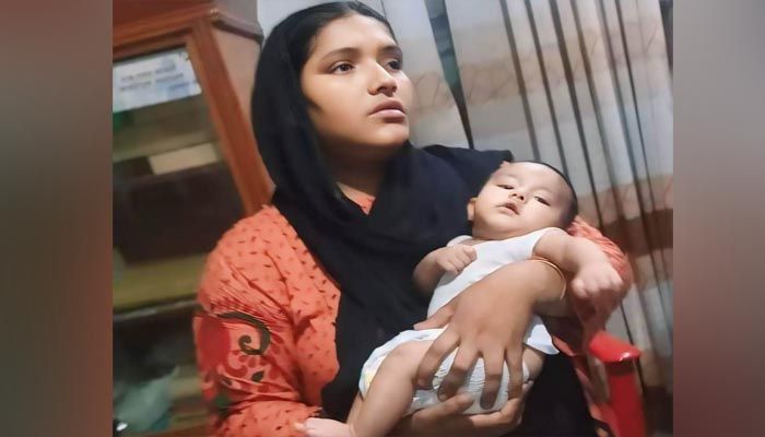 পুত্রসন্তান না থাকায় সিঁধ কেটে শিশু চুরির পরিকল্পনা বাবার