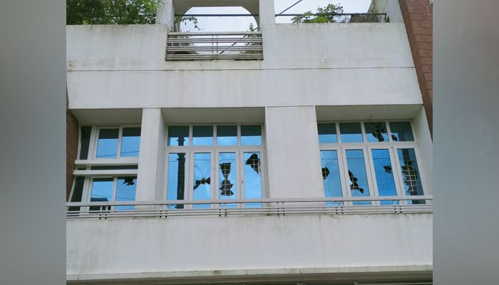 সিলেটে মধ্যরাতে কাউন্সিলর আজাদের বাসায় হামলা-ভাঙচুর