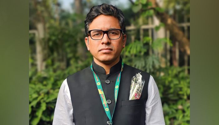 সংসদে দেওয়া বক্তব্যে প্রশংসায় ভাসছেন এমপি আজাদ  