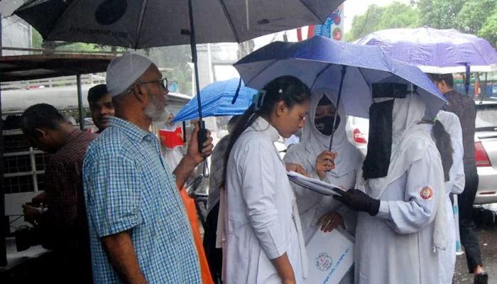 যানজট-জলাবদ্ধতায় পরীক্ষা দেরিতে শুরু হলে শেষে সময় পাবে পরীক্ষার্থীরা  