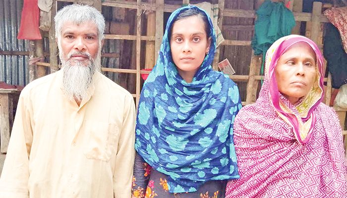 উচ্চশিক্ষার স্বপ্ন পূরণ হবে কি আমেনার