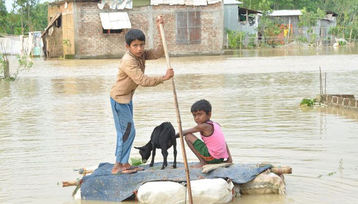 আকস্মিক বন্যায় ক্ষতিগ্রস্ত ৭ লাখ ৭২ হাজারের বেশি শিশু