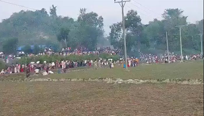 মংডু শহরের পতন আসন্ন, বিপন্ন লাখো রোহিঙ্গা