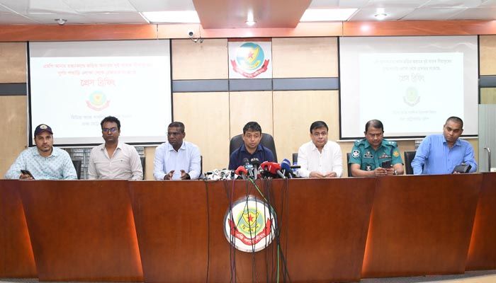 হত্যায় সরাসরি অংশ নেওয়া সাতজন গ্রেপ্তার হলেও মোটিভ অজানা ডিবির