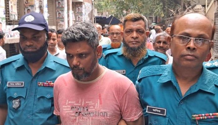 টানা কয়েকদিন নির্ঘুম ছিলেন কনস্টেবল কাওসার