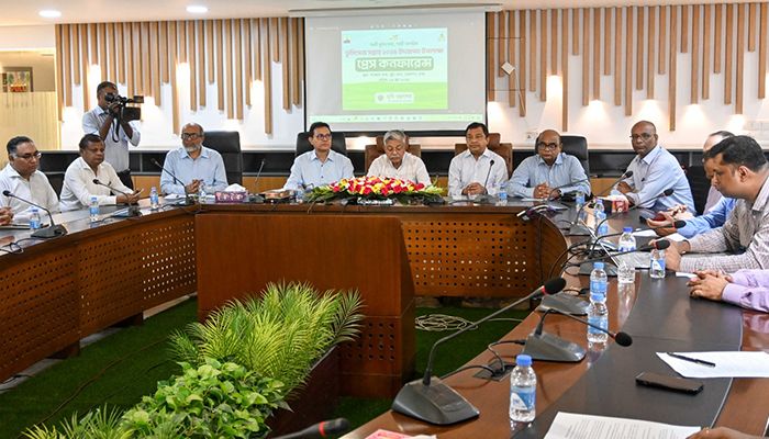 সচেতন নাগরিক মাত্রই স্মার্ট নাগরিক : ভূমিমন্ত্রী