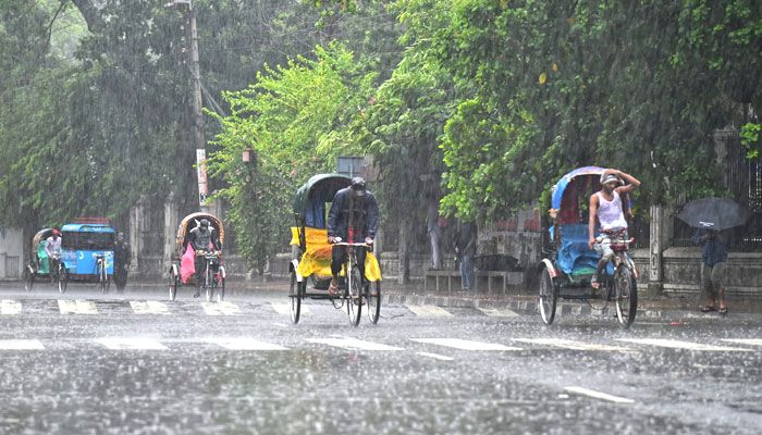 সপ্তাহজুড়েই বৃষ্টির আভাস, বাড়বে তাপমাত্রাও