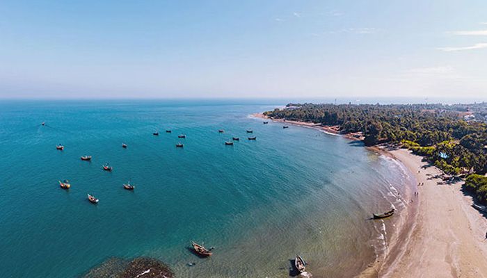 পণ্যবাহী জাহাজ সেন্টমার্টিন যাবে শুক্রবার