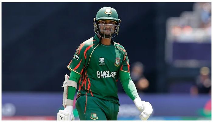 অবশেষে সাকিবের ব্যাটে ফিফটি