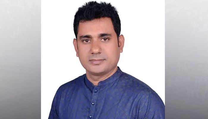 ফেসবুক পোস্ট কেন্দ্র করে চার পরিবার ‘সমাজচ্যুত’
