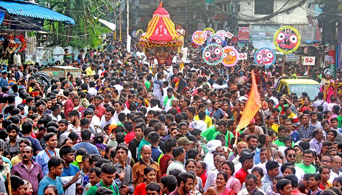 সারা দেশে রথযাত্রা উদযাপন, বগুড়ায় বিদ্যুৎস্পর্শে নিহত ৫ 