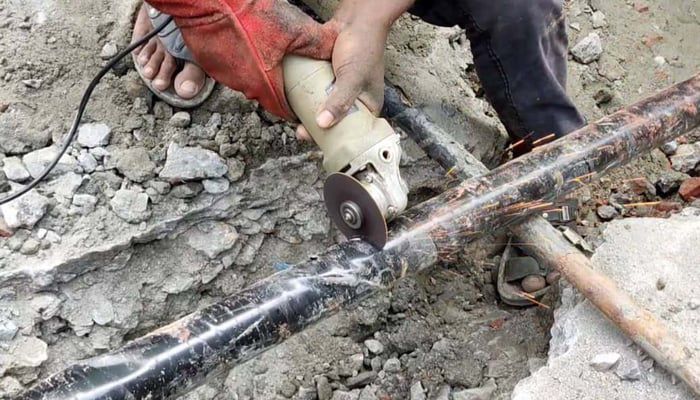 ১১০ বাড়ির অবৈধ গ্যাস সংযোগ বিচ্ছিন্ন, সাতজনকে সাড়ে চার লাখ টাকা জরিমানা