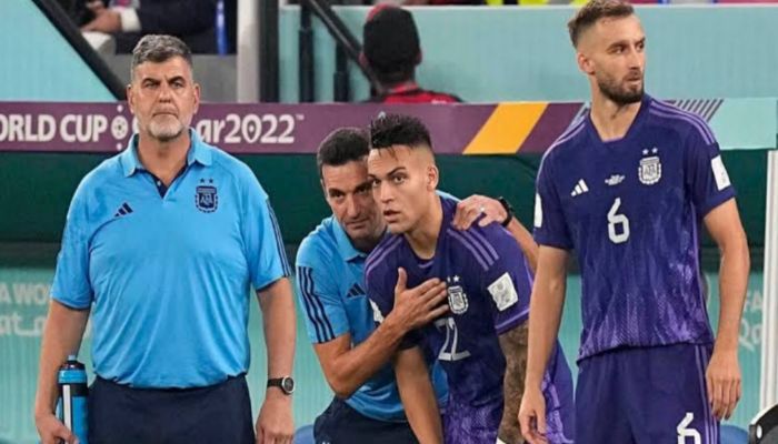 লাওতারোর স্তুতি গেয়ে স্কালোনি, ‘আমার প্রতি ও অসন্তুষ্ট’