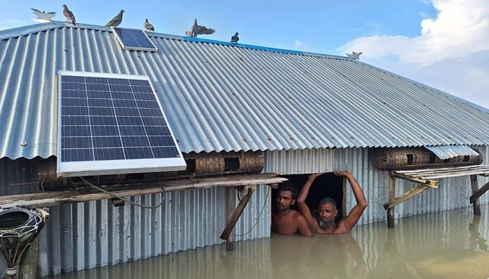 বন্যাদুর্গত এলাকায় বাড়ছে খাদ্য সংকট, রোগবালাই
