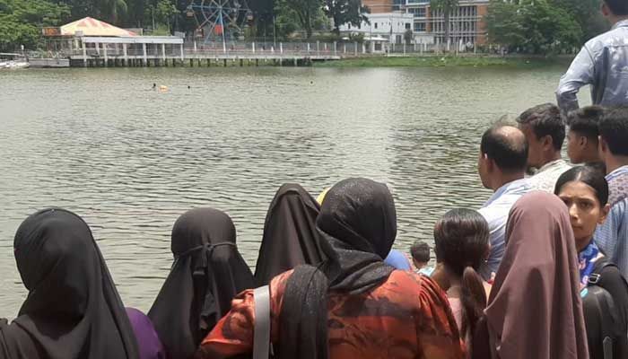 পুলিশের ধাওয়ায় লেকে ঝাঁপ, এক শিক্ষার্থীর মরদেহ উদ্ধার