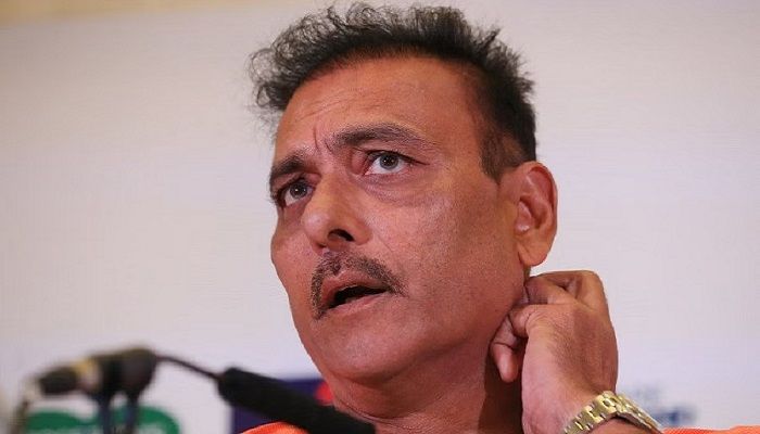 টেস্ট ক্রিকেটকে বাঁচাতে পরামর্শ শাস্ত্রীর