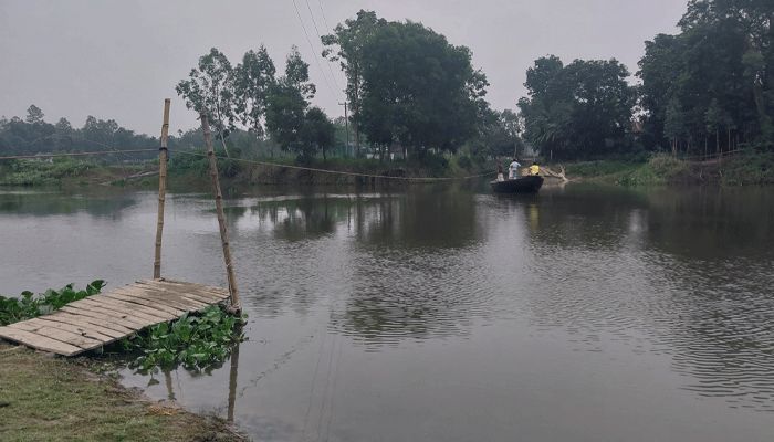 ‘ব্রিজ হবে শুনতে শুনতে বুড়ো হয়ে গেলাম’