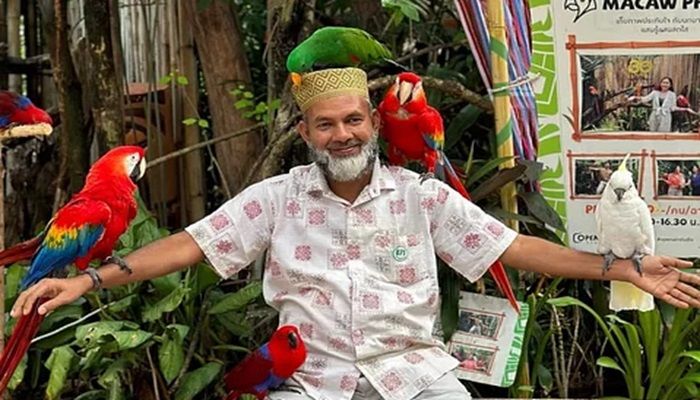 জমির মালিক বললেন আবেদ টাউট প্রকৃতির লোক