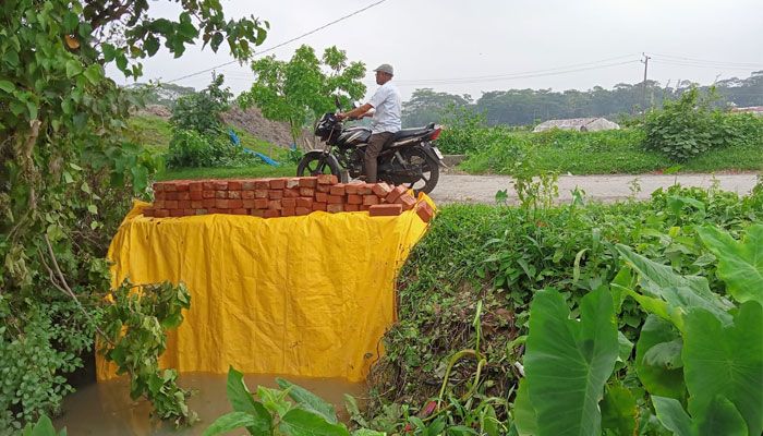 ইটভাটার জন্য এক যুগের ভোগান্তি