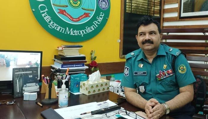 চট্টগ্রামে এডিসি কামরুল ও তার স্ত্রীর সম্পদ ক্রোকের আদেশ