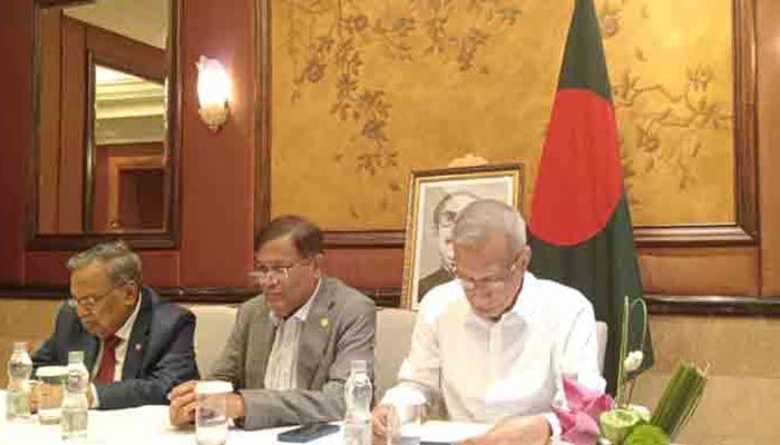 মঙ্গলবার প্রধানমন্ত্রীর চলমান চীন সফর নিয়ে বেইজিংয়ের সেন্ট রেজিস হোটেলে সংবাদ সম্মেলন করেন পররাষ্ট্রমন্ত্রী ড. হাছান মাহমুদ। ছবি : সংগৃহীত