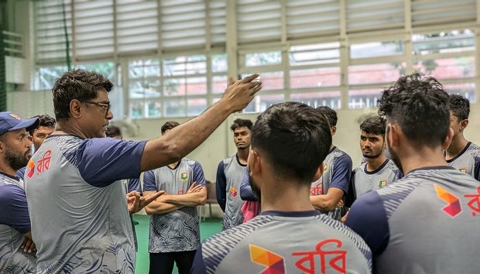 বিশ্বকাপ প্রস্তুতির শতভাগ নিশ্চয়তা চান নাভিদ