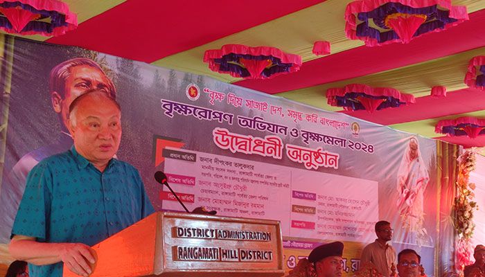 কোনো রাজনৈতিক আন্দোলন হলে বৃক্ষ নিধনের মচ্ছব চলে : দীপংকর তালুকদার